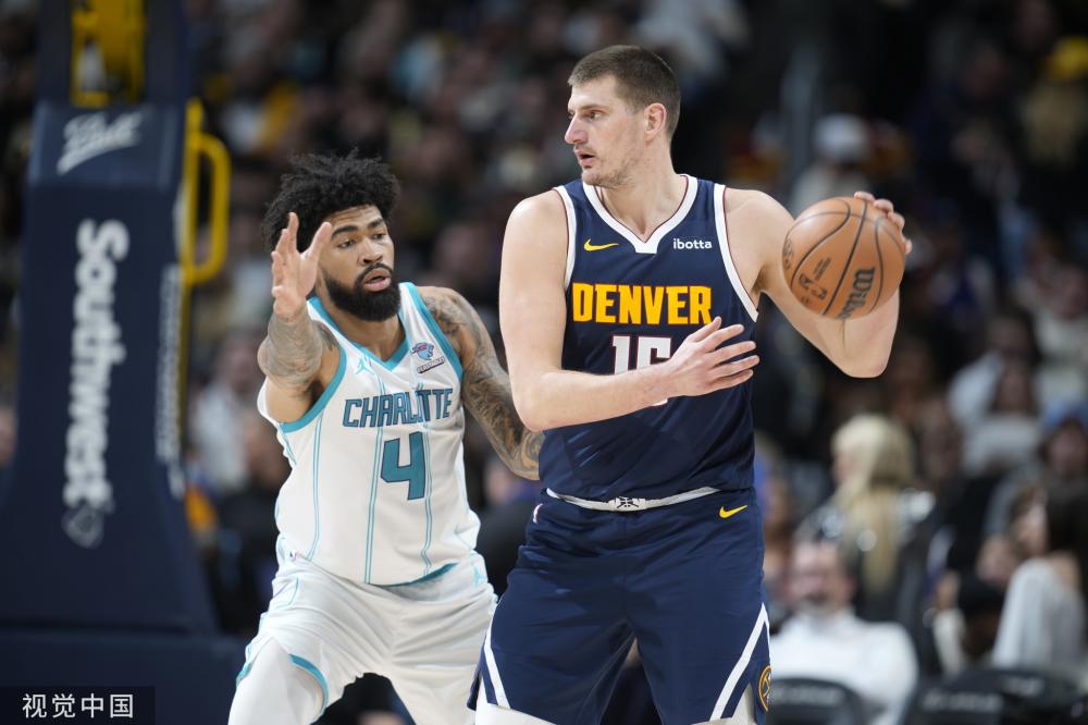 不仅是球迷 不仅是球迷