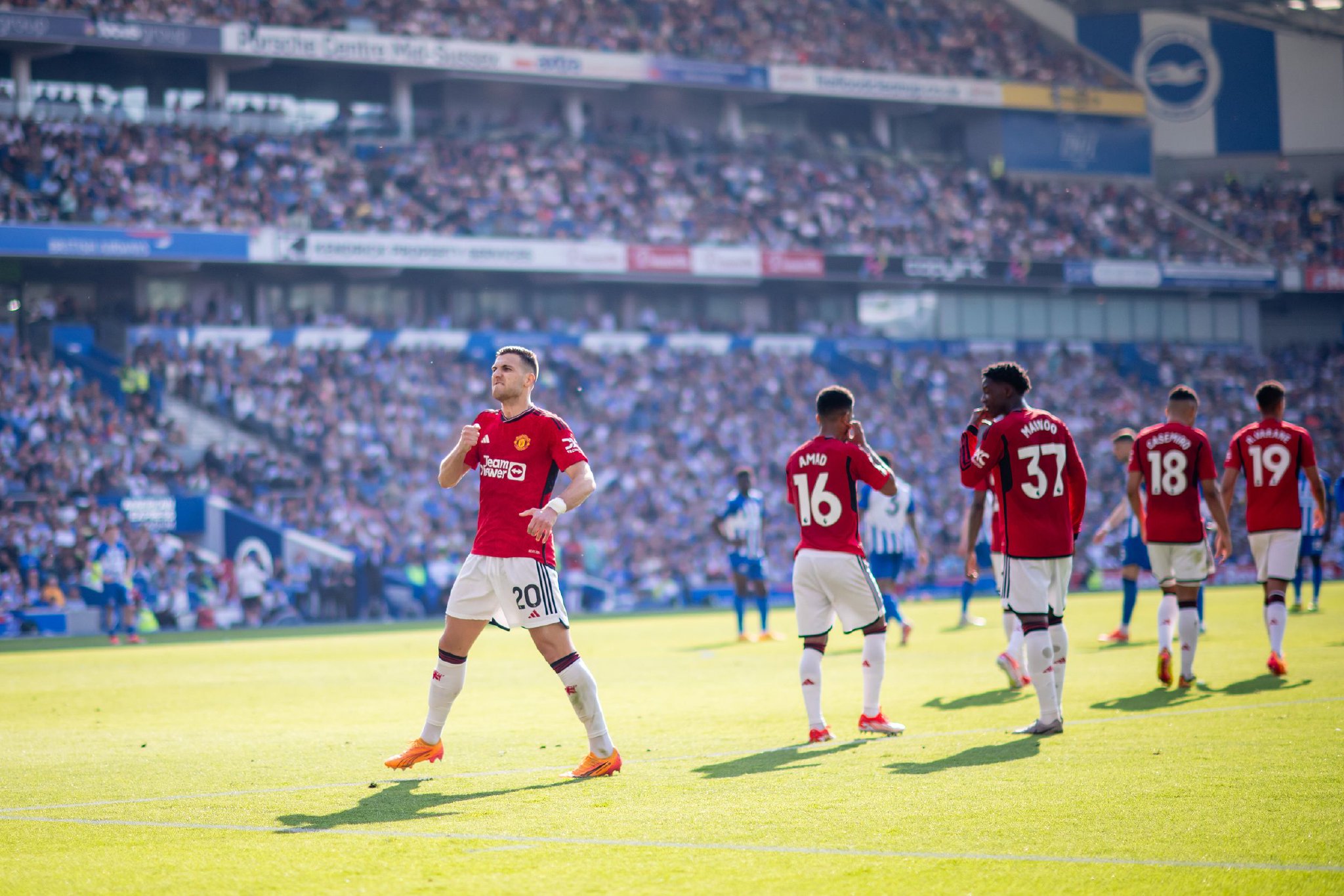 马斯切拉诺执教首败！迈阿密国际不敌洛杉矶FC 梅西失望返更衣室